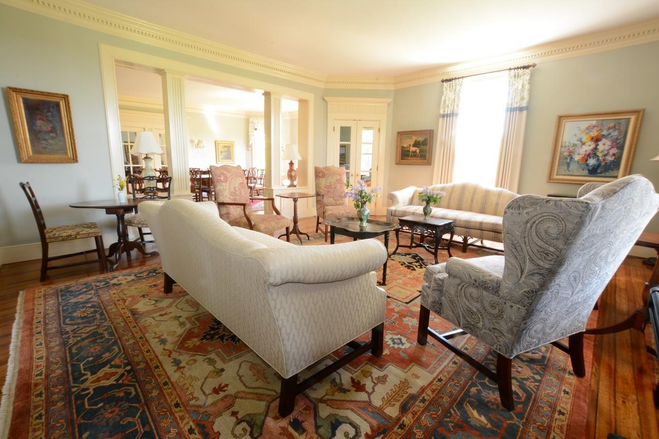 Woodville Bed And Breakfast Esmont Buitenkant foto